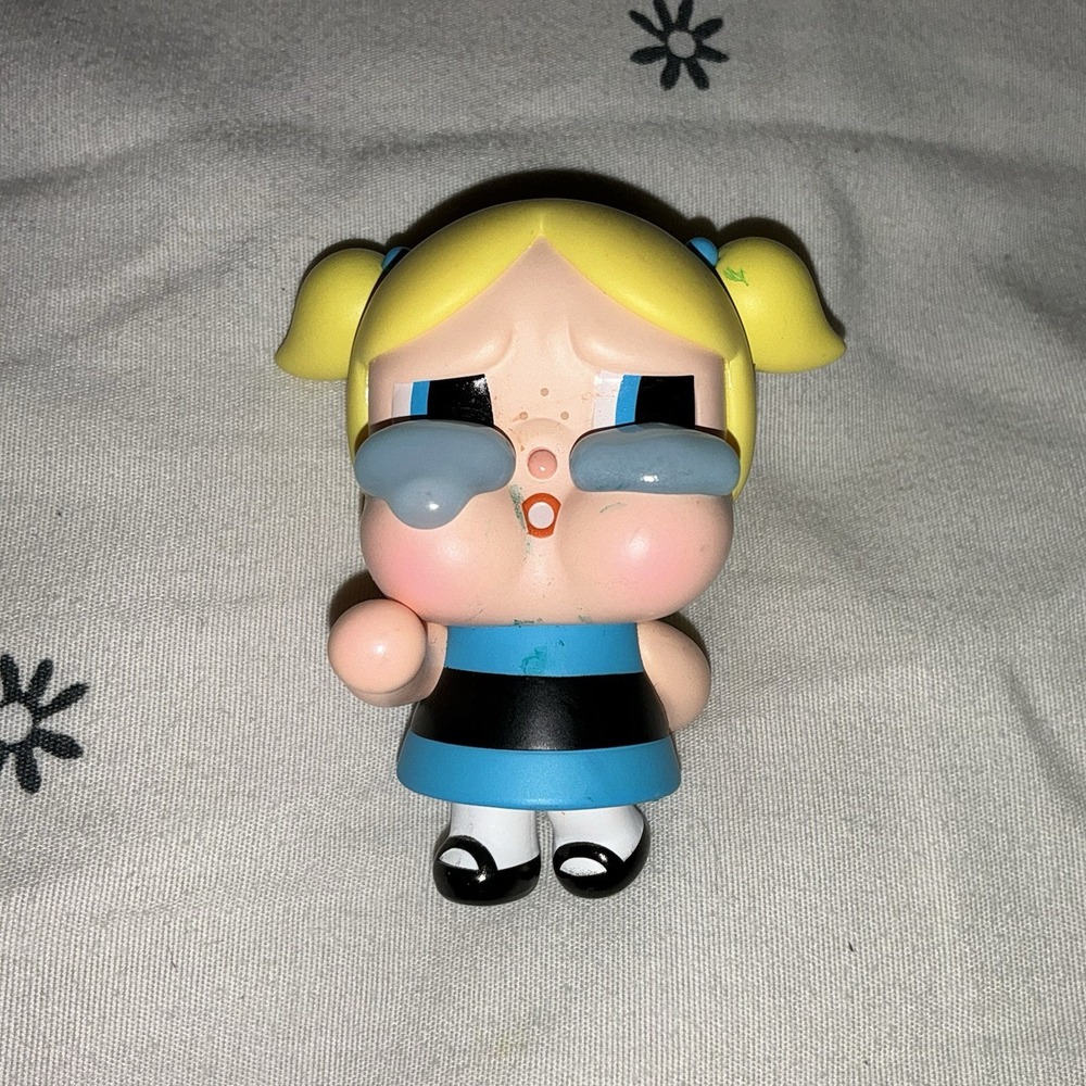 Pop Mart Crybaby x Powerpuff Girls Bubbles Vinyl Figure Designer Toy Loose